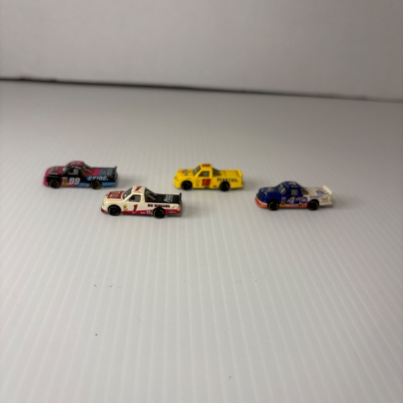 Racing Champions  Micro Mini Vehicles Lot of 4 Nascar Truck Series - Picture 3 of 5